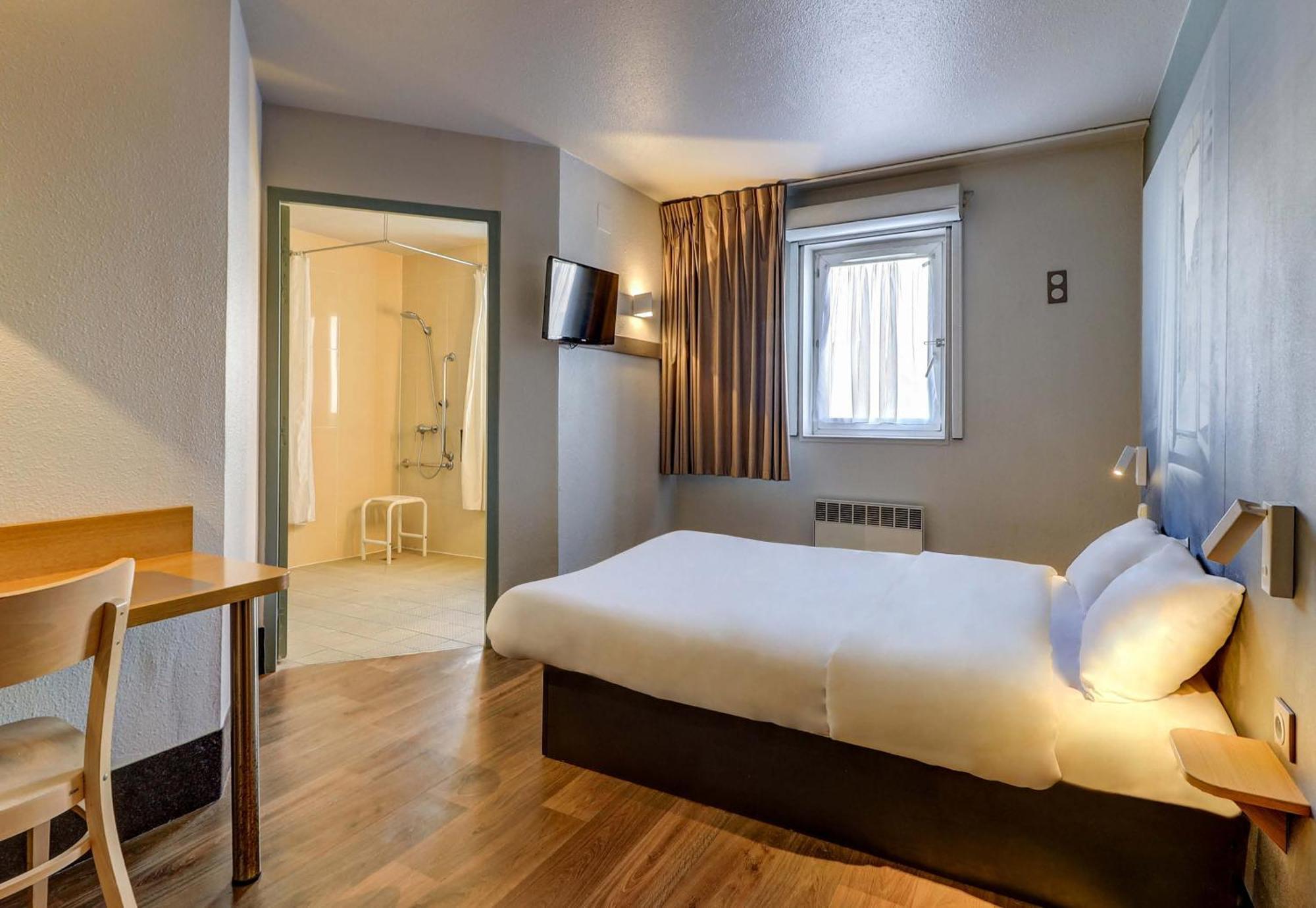 B&B Hotel Dijon Nord Zenith Bagian luar foto