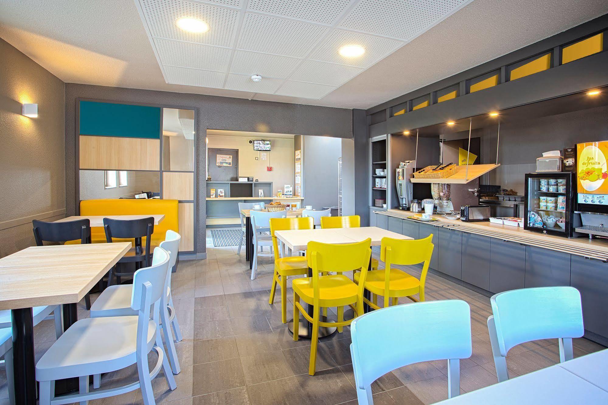 B&B Hotel Dijon Nord Zenith Bagian luar foto
